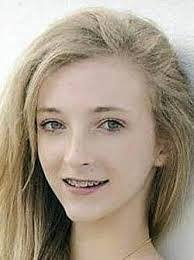 Jacqueline Bergman's Instagram, Twitter & Facebook