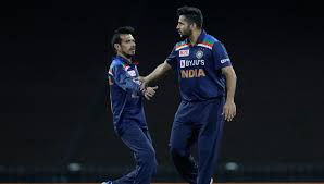 Sri lankan cricket fan waves flag for over 30 years percy abeseykera, the famous cricket fan has seen the story of sri lankan cricket, at exceptionally short proximity for almost 60. Watch Shardul Thakur Uses Cuss Word After Deepak Chahar Drops Glenn Maxwell Ipl Nyoooz Ipl 2018