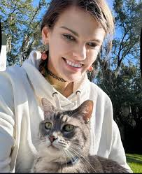 Sharing: Lost Cat. Ginger tabby, Nub tail, microchipped. Missing from  Sleepy Bay off 399/East Bay Blvd (east end).