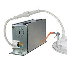 Cooper industries was an american worldwide electrical products manufacturer headquartered in houston, texas. Halo Hlb6099301emwr Hlb6 3000k Color Temperature New Construction Or Remodel Canless Recessed Integrated Led Kit 6 In White Amazon Com