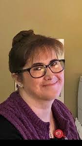 Kari Higgins's Instagram, Twitter & Facebook