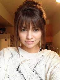 The choppy layered bangs add more sharp edges and angles to it making the details of the haircut stand out more prominently. Pin On Hair
