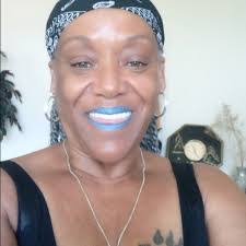 Lorie Spencer's Instagram, Twitter & Facebook