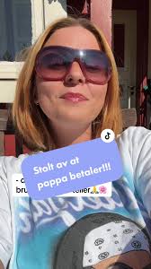 Pappajente og Stolt Av Deg: Et Kjærlighetsbånd