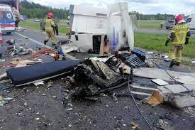 Jun 14, 2021 · wypadek wyścigi samochodowe. Wypadek Na S8 Pod Wyszkowem Kierowca Toyoty Zatrzymal Ciezarowke Po Chwili Zabrala Go Karetka Zdjecia Aktualizacja Warszawa Super Express