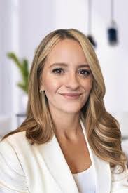 Robin Mcgarry's Instagram, Twitter & Facebook