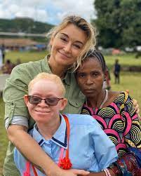 Jun 02, 2021 · martyna wojciechowska z córką w paryżu. Adoptowana Corka Martyny Wojciechowskiej Szyje Cuda Jedna Reka Dziennikarka Jest Dumna Z Kabuli Wideoportal Tv Plotki Gwiazdy Komentarze Wideoportal Tv