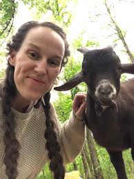 Kidding season has my brain fried and so I've resorted to color coding the  babies so I can remember who belongs to who 🤦‍♀️🤣