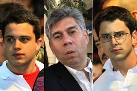 Jul 12, 2020 · video el esposo de alejandra azcárate, con el que lleva 15 años y del que poco habla la famosa se refirió a su amor, miguel jaramillo, este fin de semana en una entrevista con 'bravissimo', donde mostraron algunas fotografías de ella junto a él. Daniel Coronell Arremete Contra Tomas Y Jeronimo Uribe En Twitter