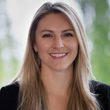 Rose Pelletier's Instagram, Twitter & Facebook