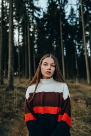 Portrait Mit Weitwinkel Geniale 24mm Und 35mm Portraits Fotografieren 2 Outdoor Portrait Photography Portrait Photography Poses Creative Portrait Photography