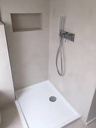 Badezimmer Ohne Fliesen In 2020 Badezimmer Fliesen Badezimmer Aufbewahrung Badezimmer Dusche Fliesen