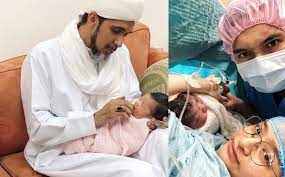 Dikecam kerana gambar mesra bersama aktor keith foo, ziela jalil mengakui anaknya turut menerima tempias. Anak Ziela Jalil Pilih Tun Alayna Zeeya Sebagai Nama Puteri Sulung Gempak