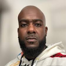 PFABLACKOUT (@LGR15UEYBL)