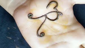 Diy alphabet letter k henna tattoo design with calligraphy style. Download Latest R Letter Mehndi Tattoo R Alphabet Henna Mehndi Tattoo Easy Henna Tattoo Mp4 Mp3 3gp Naijagreenmovies Fzmovies Netnaija
