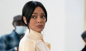 Elizabeth rogers in 1992 and remained with the original incarnation of the show until the series wrapped in 2010, but also took time to appear in several of the show's spin offs, including law & order: Who Is Angela Wheatley On Law And Order Organized Crime Tv Radio Showbiz Tv Express Co Uk