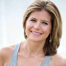 8 Beginner Tips For Painting Furniture