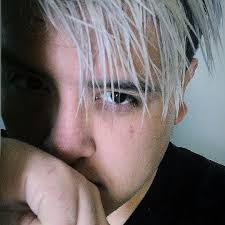 Profile for Luiz Arreguin