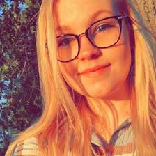 Sydney Moss (puffystarqueen1)