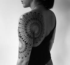 Black And White Sleeve And Color Sleeve Black Shoulder And Half Sleeve Tattoo By Roxx Design Of Tattoos Full Sleeve Tattoos Half Sleeve Tattoos Color Sleeve Tattoos