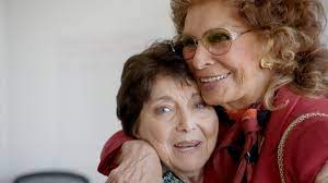Visualizza altre idee su sophia loren, attrici, sofia loren. Was Wurde Sophia Loren Tun Eine Bezaubernde Doku Auf Netflix Kultur Sz De