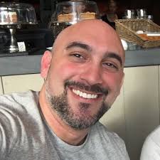 Riad Ramadan (@RiadRmdn)