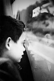 O rezistență poetică în fața lumii