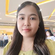 Mary Ann Navarra Romano added a...