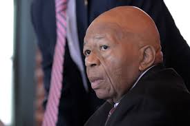US Rep. Elijah Cummings, head of the House oversight committee, has died at  68