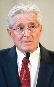 Bill would bar Nebraska schools from using collection agencies to pursue  school lunch debt