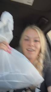 Eat with me🖤 this is all I wanted for Valentine’s Day😂💀🖤🌮#fyp  #nunezfamilyrealitytv #nunezfamilyof4 #valentinesday #facetime #mamacookie  #spotlight #tacos #eatwithme