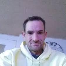 Tu accepterais la demande d'ami d'une maman de 41 ans comme moi ? 😊