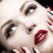 Ashlee Mcpherson's Instagram, Twitter & Facebook