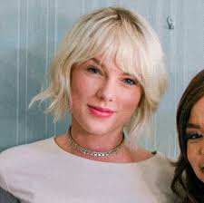 taylor swift x panic! at the disco I made the header I do NOT make the avi 