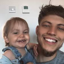 Declan Jones (@declanjonez)