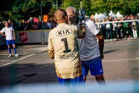 Find the perfect glenn hysen stock photos and editorial news pictures from getty images. Glenn Hysen On Twitter Go Gubbe Den Dar Ica Stig Ha D Gott Glenn