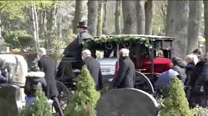 Label resident cartoon people and no norma. Goman Clanmitglied Beerdigt Sat 1 Nrw Die Infopage Zur Sendung