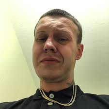 Chris Curlee (@fur_24) • Instagram photos and videos