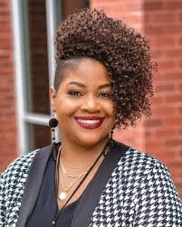 Deana Tucker's Instagram, Twitter & Facebook