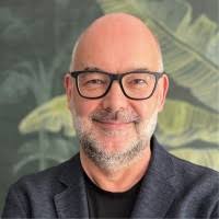 20+ "Dr Eickhoff" profiles