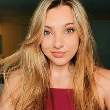 bloomsupps Instagram Influencer Profile