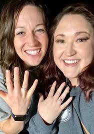 Amber Bowser's Instagram, Twitter & Facebook