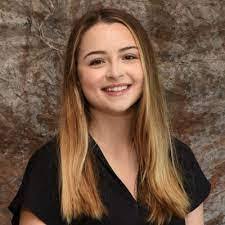 Kayla Byerly's Instagram, Twitter & Facebook