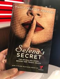 Cual.es el serecto de selina segun el libro / este libro cubre los últimos 36 días de la vida de moshé y termina con el relato de su muerte, momento en el cual la siguiente generación de judíos ya estaba preparada para entrar a la. í¸ìí°ì Maria Celeste ë Nueva Portada De El Secreto De Selena Disponible En Espanol Y Tambien En Ingles Como Selena S Secret Creo Que Https T Co Lnhz5lz8aj Lo Tiene A Mejor Precio Llega Para Navidad