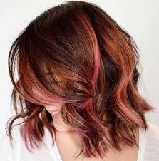 Il punto culminante originale sui capelli neri è stato a lungo una tendenza. 43 Idee Di Capelli Rosa Pastello Meches Shatush Colpi Di Sole E Balayage
