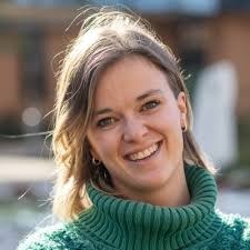 Chipotle targets Gen Z with student loan and retirement perks as it looks  to hire 19,000