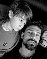 Roseann Schulz's Instagram, Twitter & Facebook