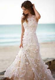 Abiti da sposa da sogno abiti da sposa abiti da sposa matrimonio alla moda abiti da damigella abiti da ballo scolastico abito da sposa a sirena un matrimonio che profuma di lavanda ed erbe aromatiche. Abiti Da Sposa Spiaggia Economici E Non Ecco Tutti I Piu Belli Abiti Da Sposa Abiti Da Sposa Spiaggia Sposa