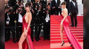 They made their red carpet debut as a couple at the 2016 grammy awards in february. R43d L3exvkwvm
