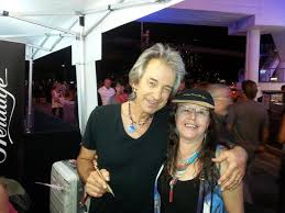 You will 'meet' some of the 'first fleeters' and discover… continue reading» Kevin Borich Peanuts Blues On Broadbeach Festival Picture Of Ultiqa Freshwater Point Resort Broadbeach Tripadvisor